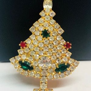 Vintage Rhinestone Christmas Tree Brooch